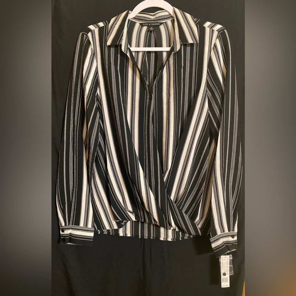 NWT Zac & Rachel black and off white dress blouse, hi-low style, Sz. Medium.